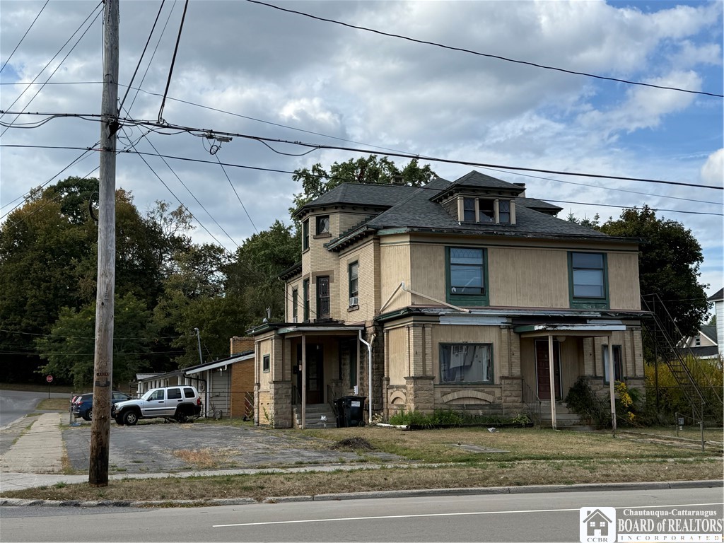232 W Main St, Falconer, NY 14733