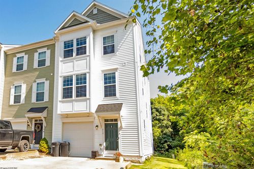 213 Treeline Ln, Morgantown, WV, 26508-1138 | Card Image