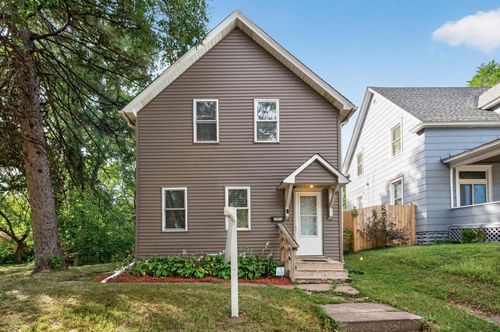 1076 Ross Ave, Saint Paul, MN, 55106-3939 | Card Image