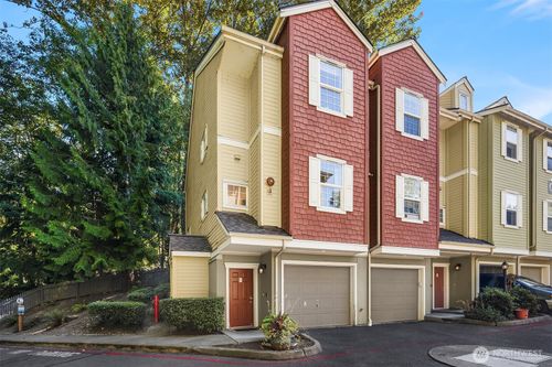 unit-c1-1800 Ne 40th St, Renton, WA, 98056-2073 | Card Image