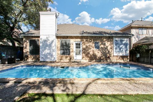 6438 Lost Holly, San Antonio, TX, 78240-4937 | Card Image