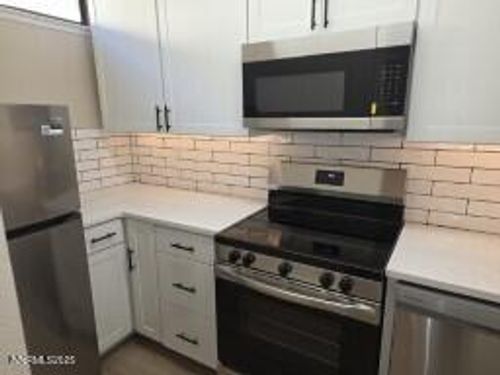 apt-3-861 Nutmeg Pl, Reno, NV, 89502-4740 | Card Image