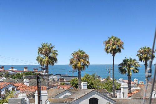 705 1/2 Goldenrod Ave, Corona del Mar, CA, 92625-2183 | Card Image
