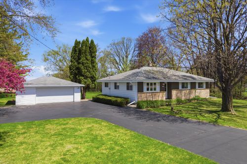 1402 State Road 60, Jackson, WI, 53037 | Card Image