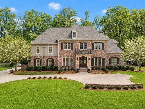 5007 Buds Farm Ln, Franklin, TN, 37064-7637 | Card Image