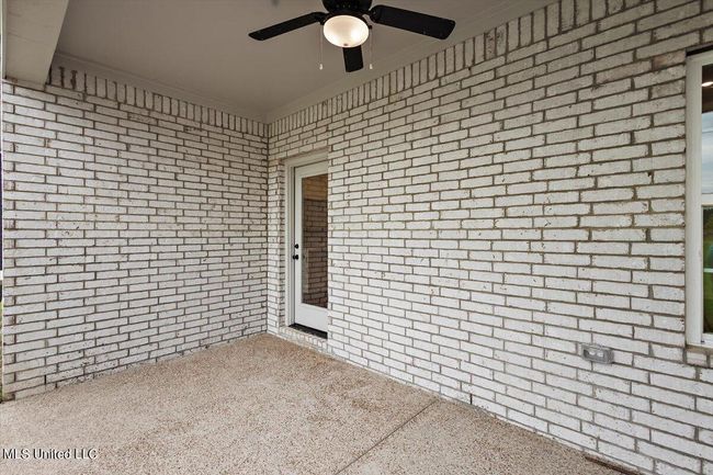 Front porch | Image 5