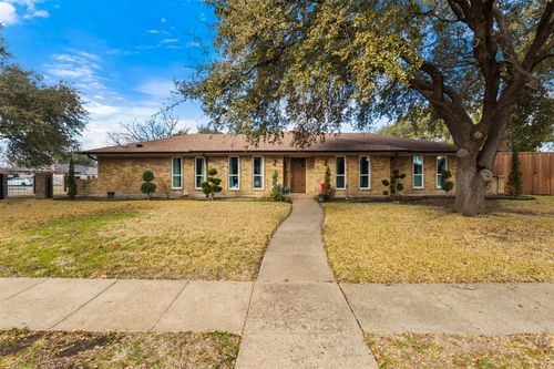 4017 Kazak St, Garland, TX, 75041-5135 | Card Image