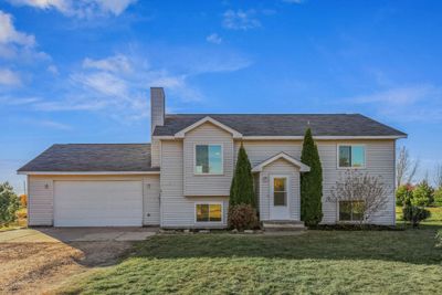 1336 141st Street, House other with 3 bedrooms, 2 bathrooms and null parking in New Richmond WI | Image 2