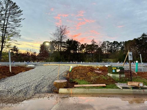 27-7321 Woodpecker Way, Knoxville, TN, 37921-2436 | Card Image