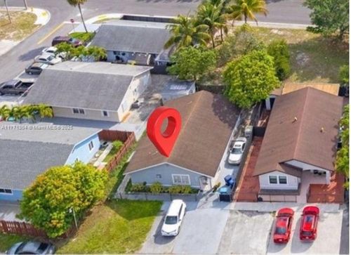 20707 Nw 41st Avenue Rd, Miami Gardens, FL, 33055-1360 | Card Image
