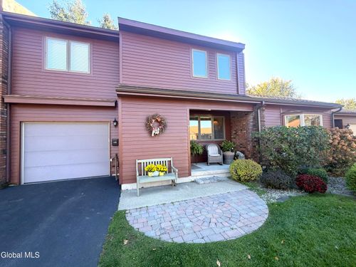 192 Country Club Ln, Fort Johnson, NY, 12070-1406 | Card Image