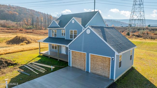 48 Maple Crest Dr, House other with 3 bedrooms, 3 bathrooms and null parking in Nescopeck PA | Image 4