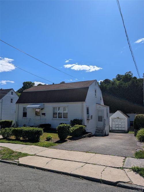 228 Morsemere Ave, Yonkers, NY, 10703-2024 | Card Image