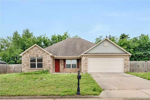 975 Richland Creek Ave, Elkins, AR, 72727-7018 | Card Image