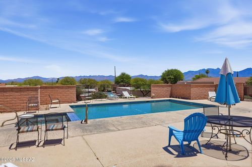 1569 N Paseo La Tinaja, Green Valley, AZ, 85614 | Card Image