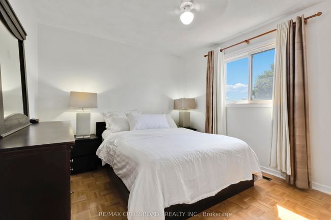 80 Wright Cres, House attached with 3 bedrooms, 2 bathrooms and 1 parking in Ajax ON | Image 20