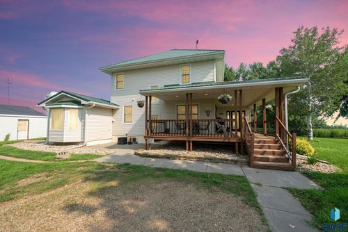 27151 479th Ave, Harrisburg, SD, 57032-8220 | Card Image