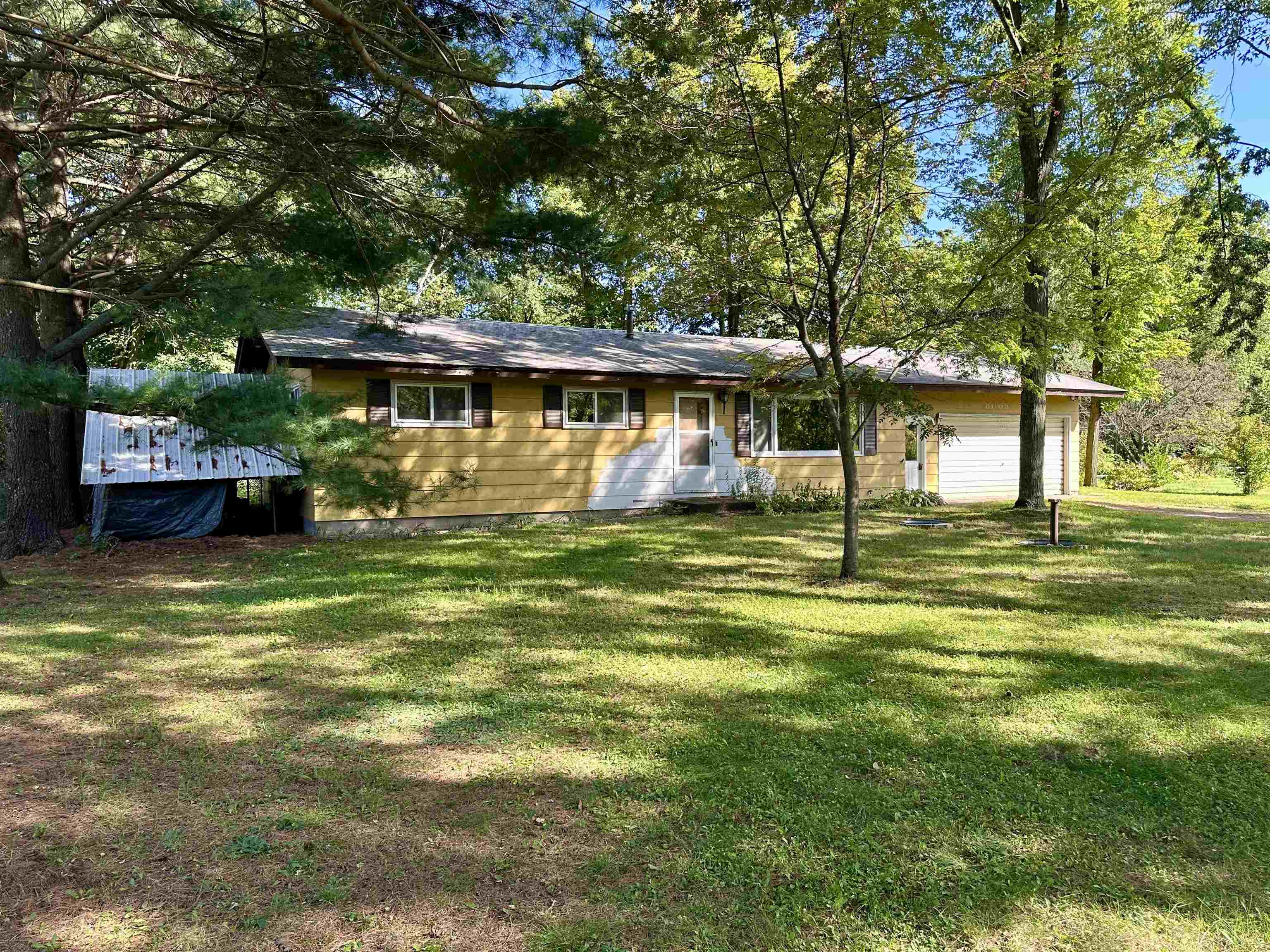 Azalea Rd, Wausau, WI 54401