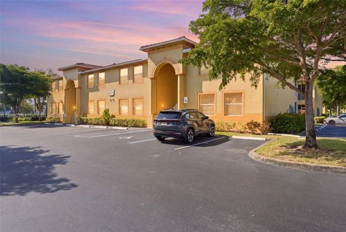 2013-4259 Bellasol Cir, FORT MYERS, FL, 33916-7367 | Card Image