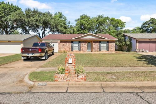 2517 Meadow Lark Lane, Irving, TX, 75060 | Card Image