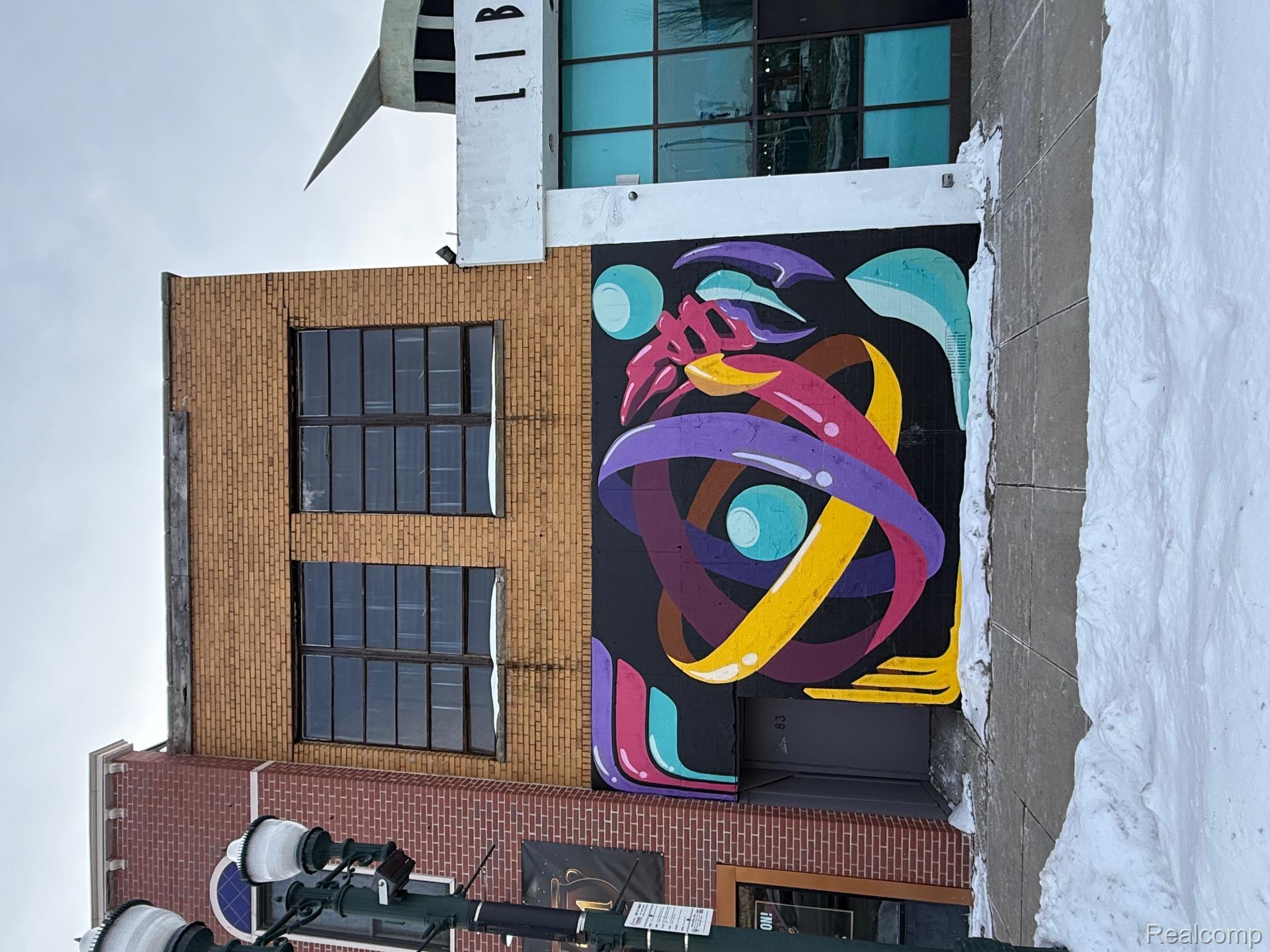 Commercial Sale in Pontiac