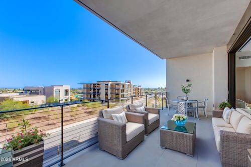 206-5000 E Camelback Rd, Phoenix, AZ, 85018 | Card Image
