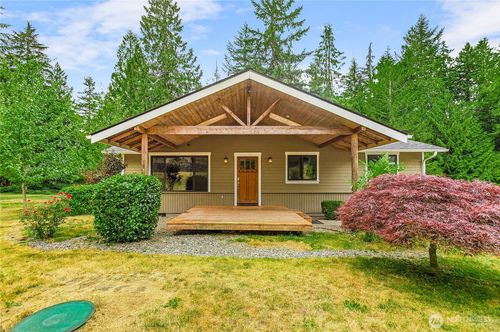 18200 Morganmarsh Ln W, Seabeck, WA, 98380-9214 | Card Image