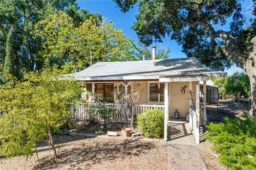 10325 Live Oak Ave, Cherry Valley, CA, 92223-4411 | Card Image