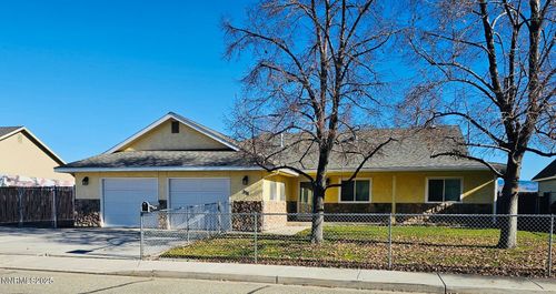 316 Kay Way, Yerington, NV, 89447-2617 | Card Image