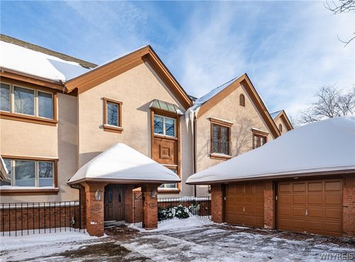 182 Castlebrook Ln, Amherst, NY, 14221-4475 | Card Image