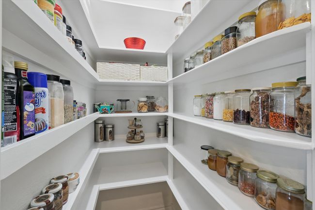 View of pantry | Image 11