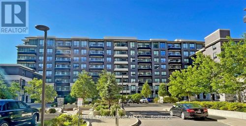 123-25 Water Walk Drive, Markham (Unionville), ON, L6G0G3 | Card Image