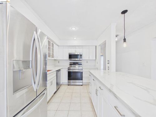 114-466 Crescent St, Oakland, CA, 94610-2662 | Card Image