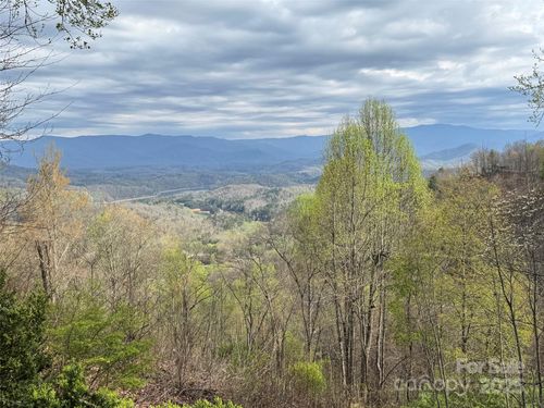 77 Ridge Dr, Bryson City, NC, 28713 | Card Image