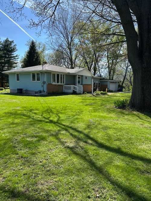 115 Northwestern St, Spring Valley, IL, 61362-1005 | Card Image