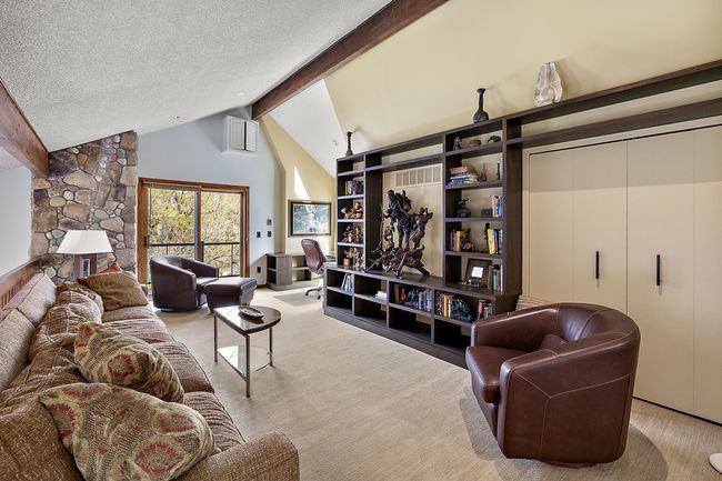 19911 Old Pond Ct, House other with 4 bedrooms, 4 bathrooms and null parking in Beverly Hills MI | Image 22