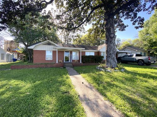 1016 Pecan St, Huntsville, TX, 77320-3743 | Card Image