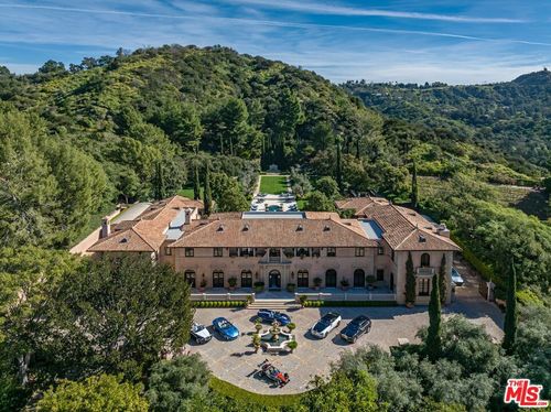 77 Beverly Park Ln, Beverly Hills, CA, 90210-1571 | Card Image