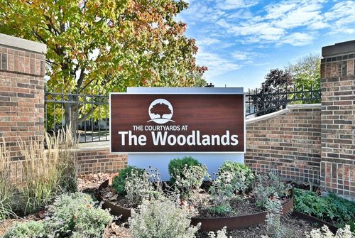 259 Willow Pkwy, Buffalo Grove, IL, 60089-4639 | Card Image