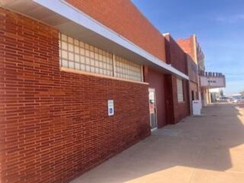 402 W Main St, Brownfield, TX, 79316 | Card Image