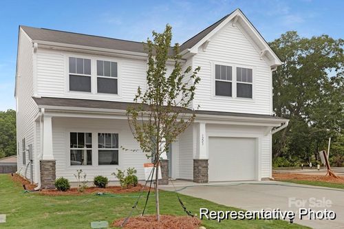 i272-145 Clove Hitch Dr, Statesville, NC, 28677-8742 | Card Image
