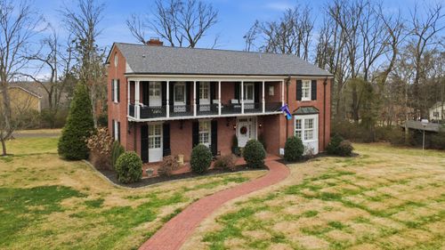 190 Porters Bluff Rd, Clarksville, TN, 37040-4537 | Card Image