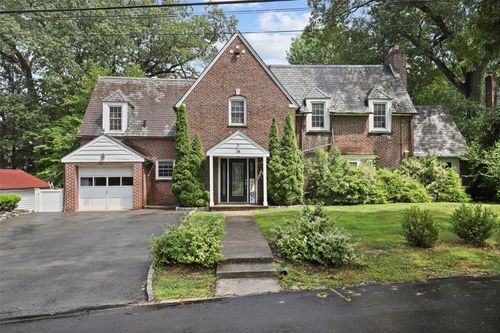 74 Chester Dr, Yonkers, NY, 10710-1926 | Card Image