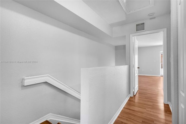 APT-4 - 7749 W 36 Th Ave, Townhouse with 3 bedrooms, 3 bathrooms and null parking in Hialeah FL | Image 20