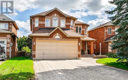 1636 Edenwood Drive, Oshawa (Samac), ON, L1G7Y6 | Card Image