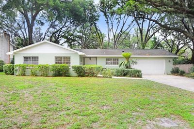 714 Grand Circle, House other with 3 bedrooms, 2 bathrooms and null parking in Temple Terrace FL | Image 1