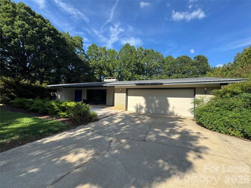 2015 S Point Rd, Belmont, NC, 28012-7787 | Card Image
