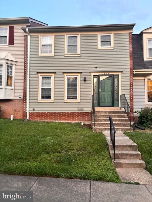 2803 Knollside Ln, VIENNA, VA, 22180-7003 | Card Image