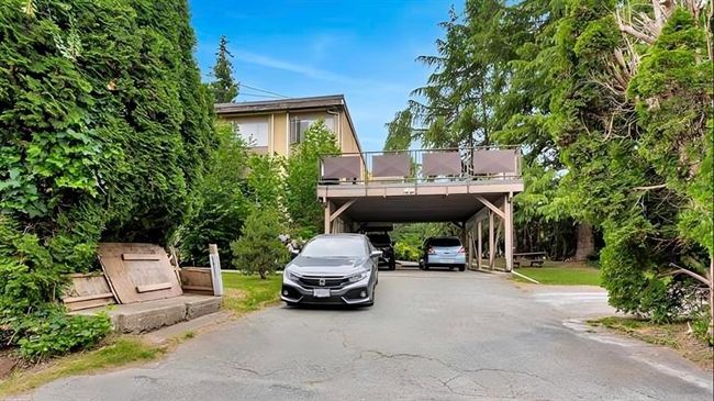 5920 Canada Way, Home with 6 bedrooms, 3 bathrooms and null parking in Burnaby BC | Image 9