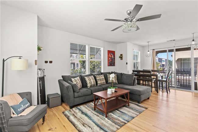 168 Royal Way, Condo with 2 bedrooms, 3 bathrooms and 2 parking in Upland CA | Image 6